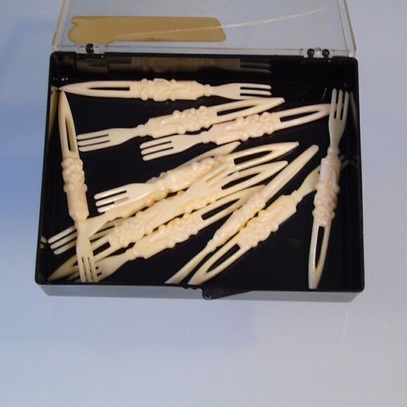 12 Vintage Mock Ivory Party Forks - Picture 4 of 5